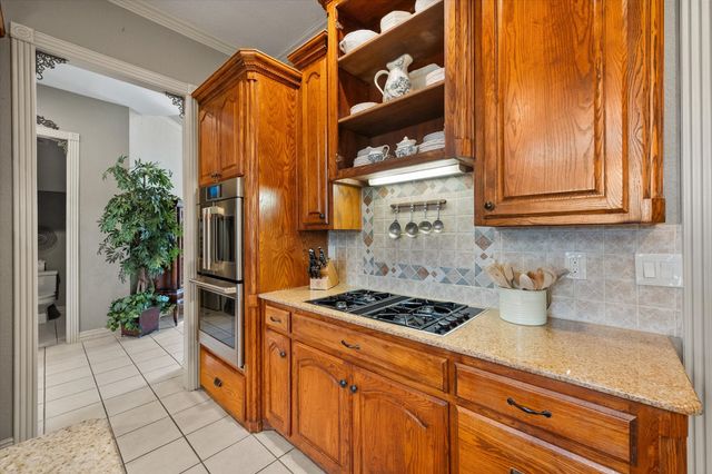 2703 Katherine Court, Dalworthington Gardens, TX 76016