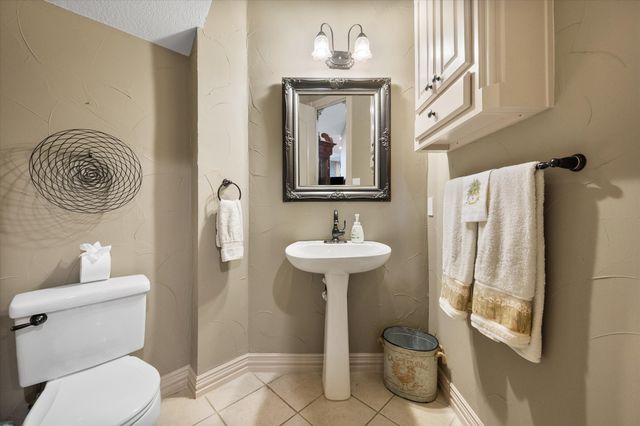 2703 Katherine Court, Dalworthington Gardens, TX 76016