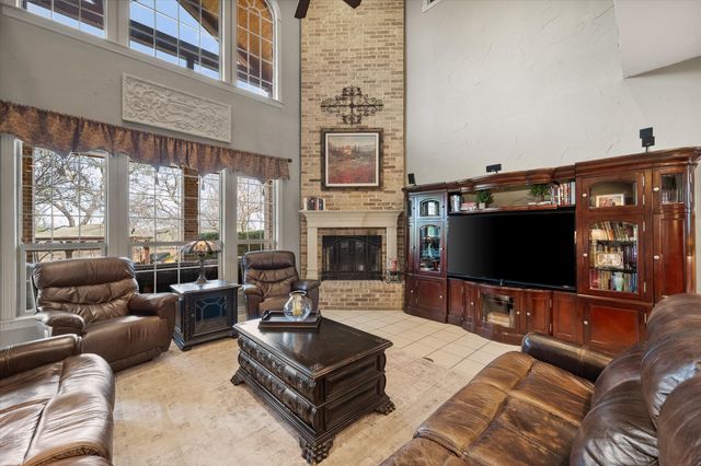 2703 Katherine Court, Dalworthington Gardens, TX 76016