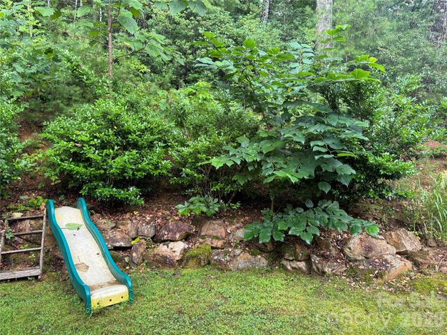 1886 Old Linville Road, Marion, NC 28752