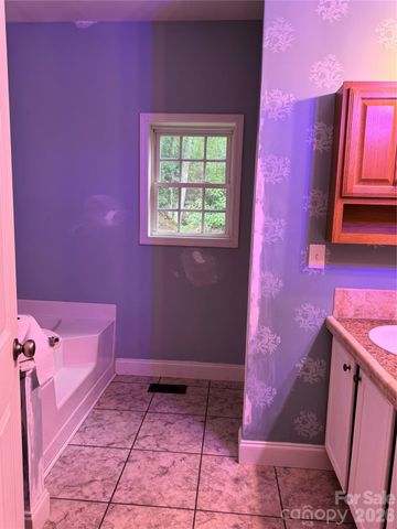 1886 Old Linville Road, Marion, NC 28752