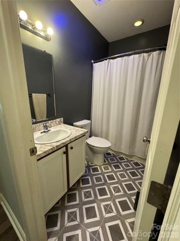 1886 Old Linville Road, Marion, NC 28752