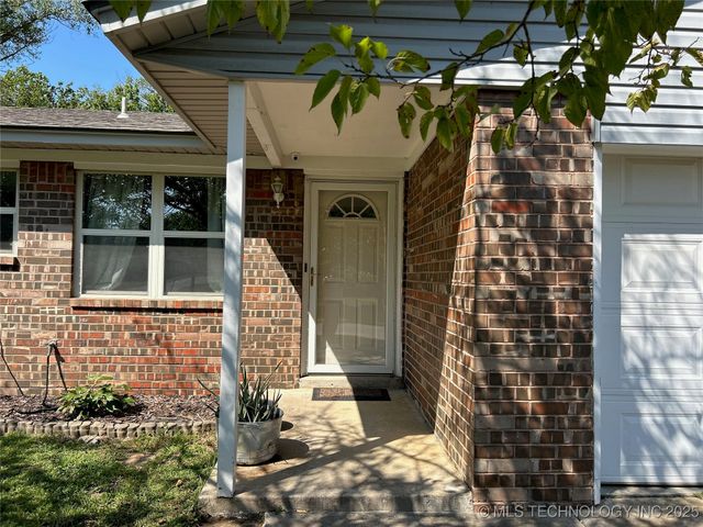 1836 S Oklahoma Street, Sapulpa, OK 74066