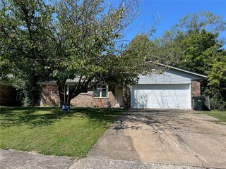 1836 S Oklahoma Street, Sapulpa, OK 74066