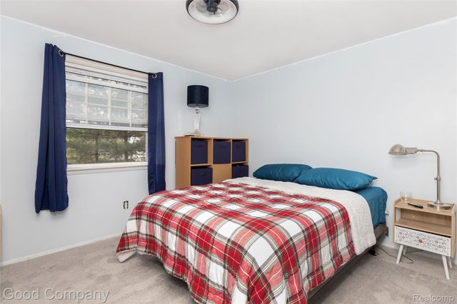 349 Fisher Court, Clawson, MI 48017