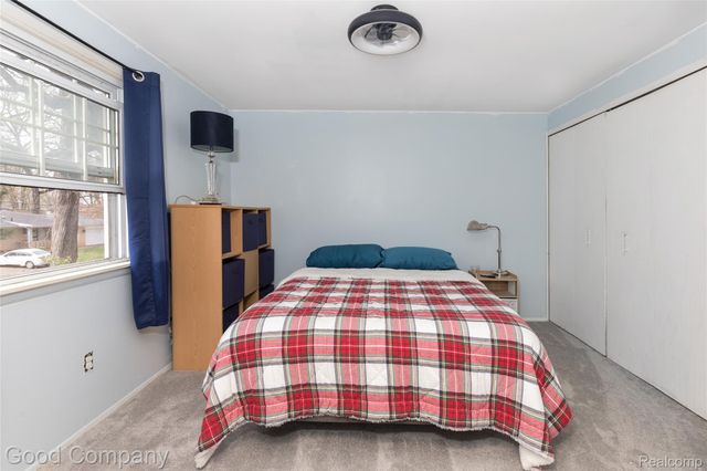 349 Fisher Court, Clawson, MI 48017