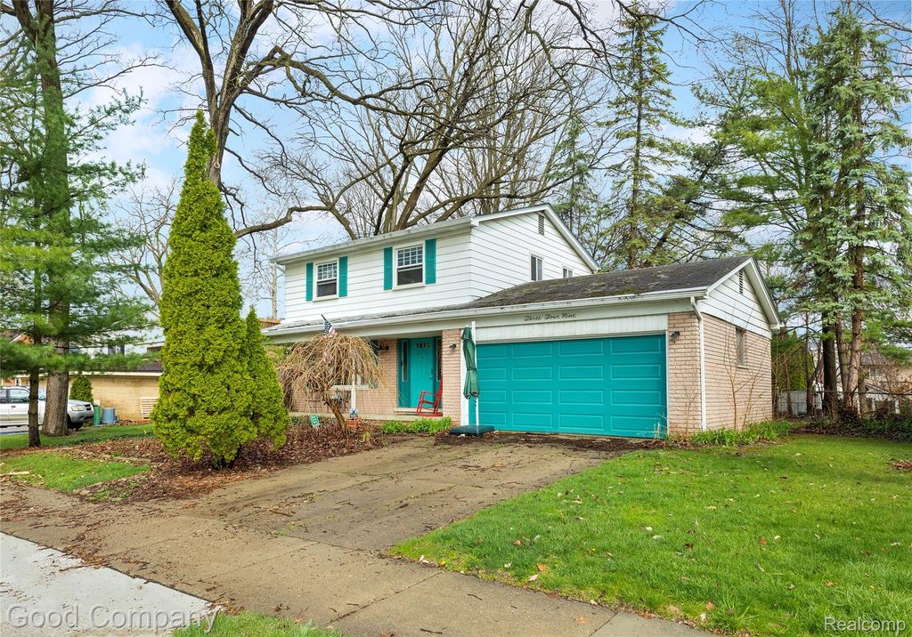 349 Fisher Court, Clawson, MI 48017