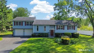 404 Ansantawae Road, Milford, CT 06460