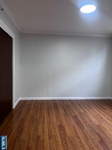 1319 73rd Street Apt 3, North Bergen, NJ 07047