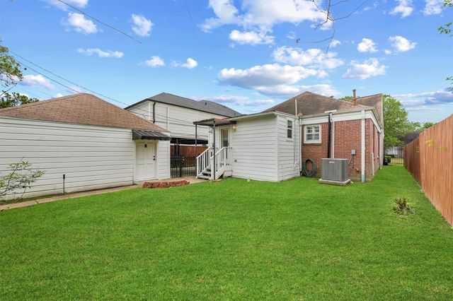 6645 Fairfield Street, Houston, TX 77023