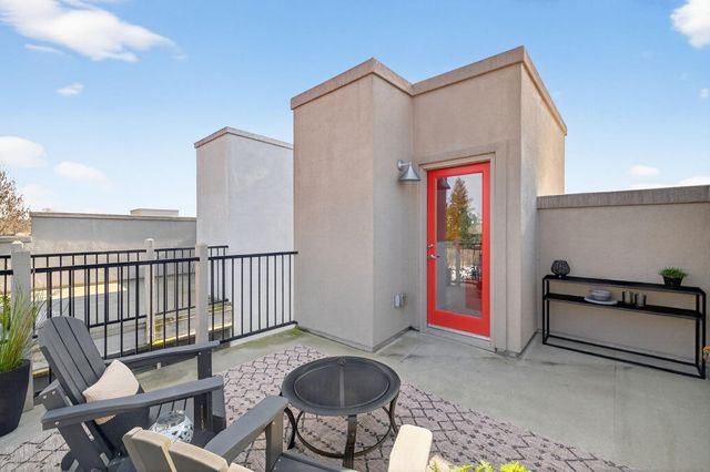 310 1st Ave, Sacramento, CA 95818