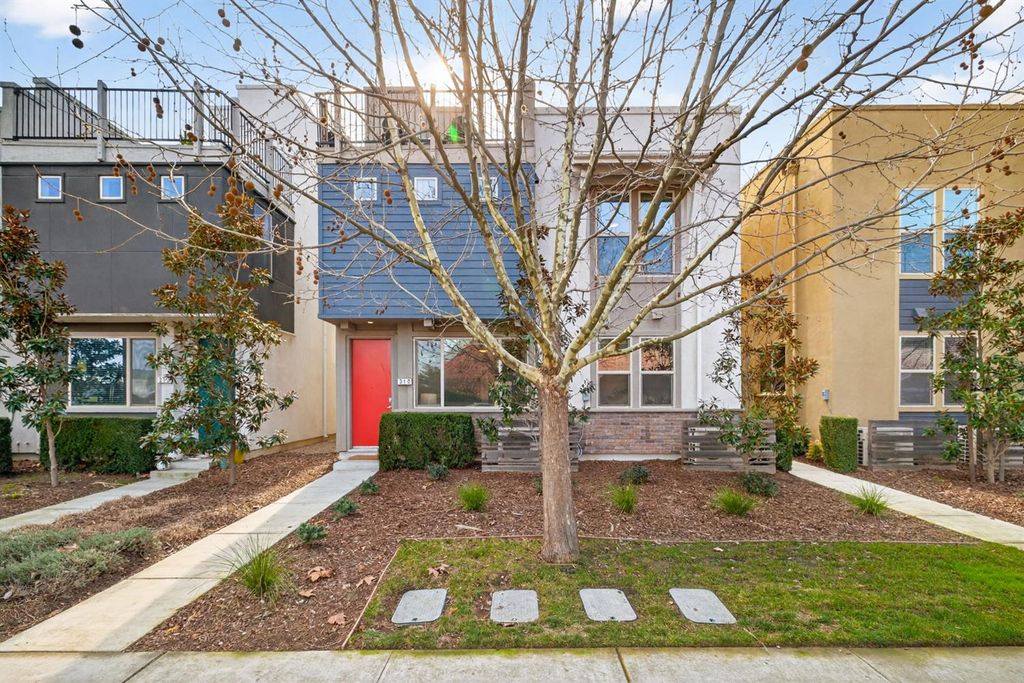 310 1st Ave, Sacramento, CA 95818