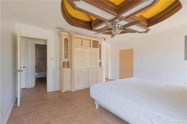 3909 Tulipan Street, Mission, TX 78573