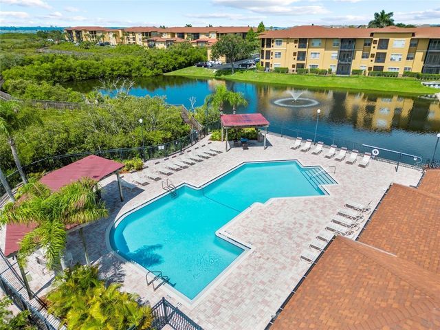 4333 BAYSIDE VILLAGE DRIVE 229, Tampa, FL 33615