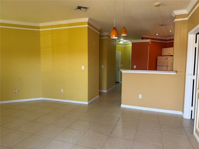 4333 BAYSIDE VILLAGE DRIVE 229, Tampa, FL 33615