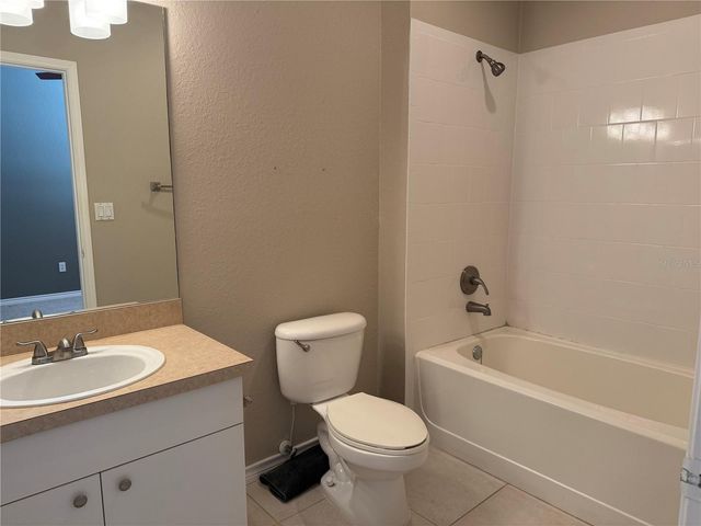 4333 BAYSIDE VILLAGE DRIVE 229, Tampa, FL 33615