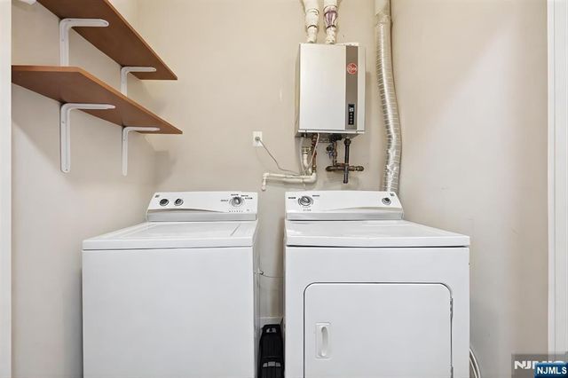 105-107 Broad Street 204, Newark, NJ 07104