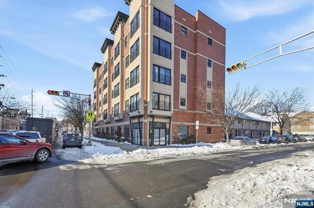 105-107 Broad Street 204, Newark, NJ 07104