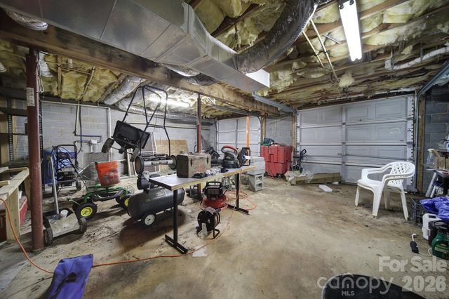 2000 Sossoman Springs Road, Midland, NC 28107
