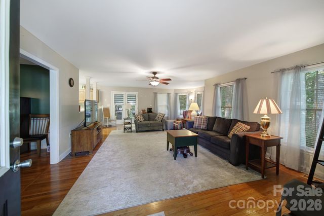 2000 Sossoman Springs Road, Midland, NC 28107