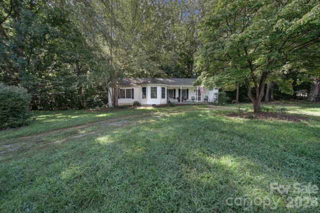 2000 Sossoman Springs Road, Midland, NC 28107