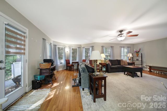 2000 Sossoman Springs Road, Midland, NC 28107