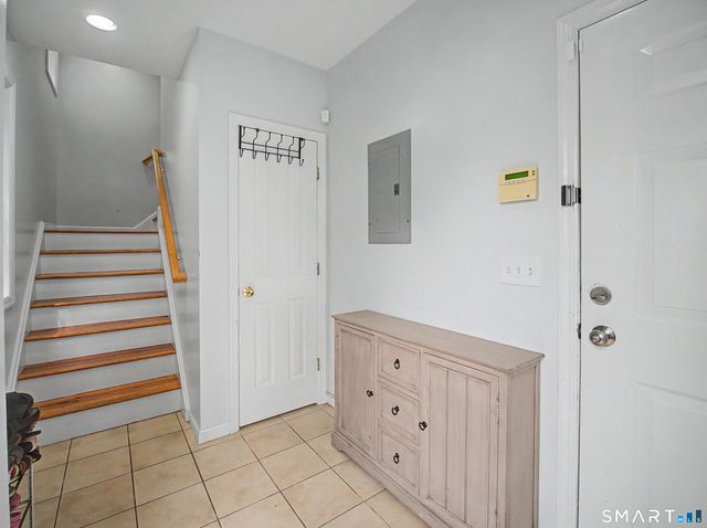 10 B Elm Street, Norwalk, CT 06850