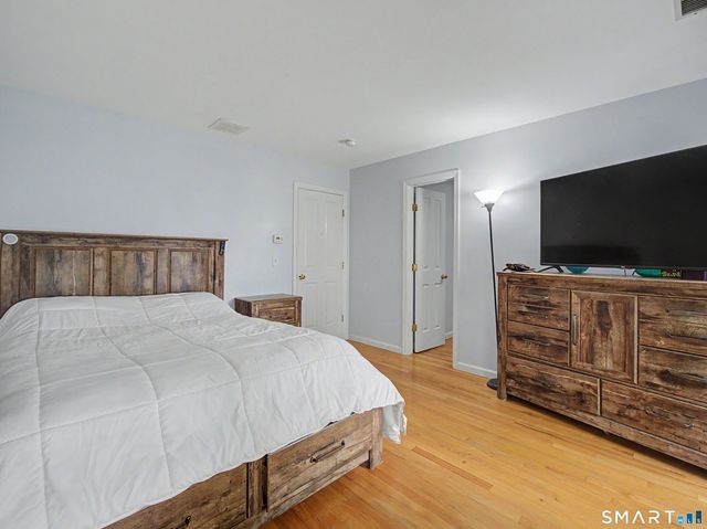 10 B Elm Street, Norwalk, CT 06850