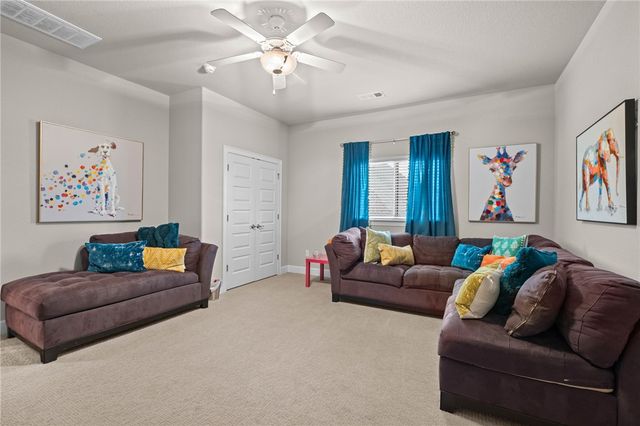 4713 W Persimmon Street, Fayetteville, AR 72704