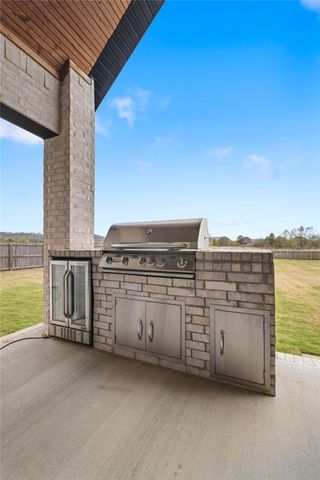 4713 W Persimmon Street, Fayetteville, AR 72704