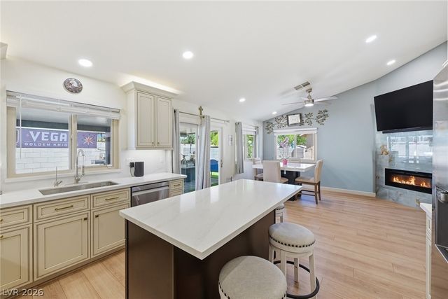 223 Lilac Bud Street, Henderson, NV 89074