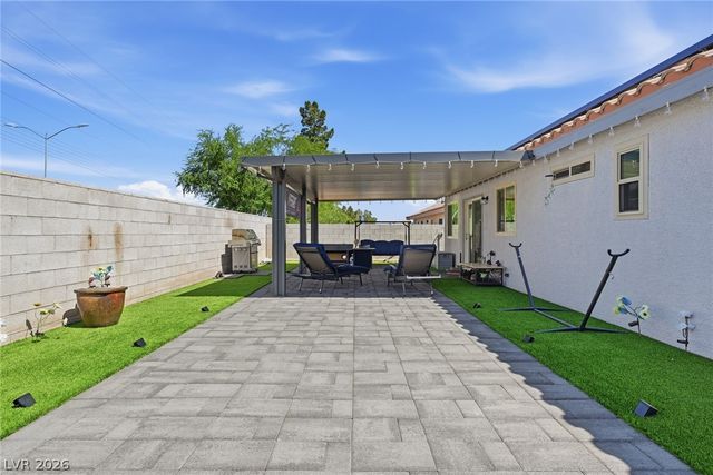 223 Lilac Bud Street, Henderson, NV 89074