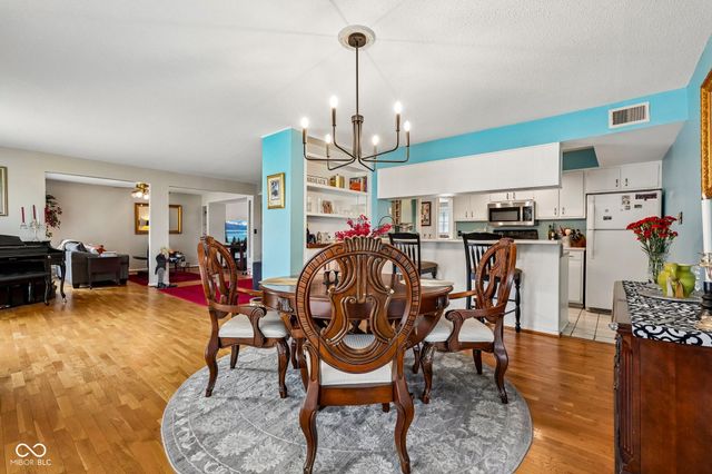 5022 Allisonville Road C, Indianapolis, IN 46205