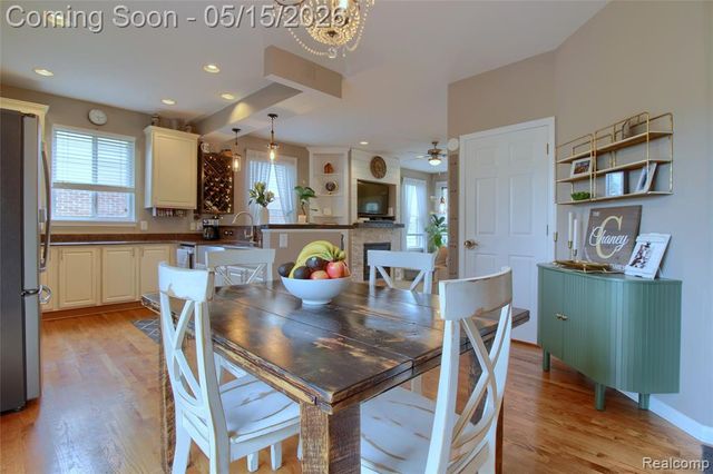 28260 Cottage Lane, New Hudson, MI 48165