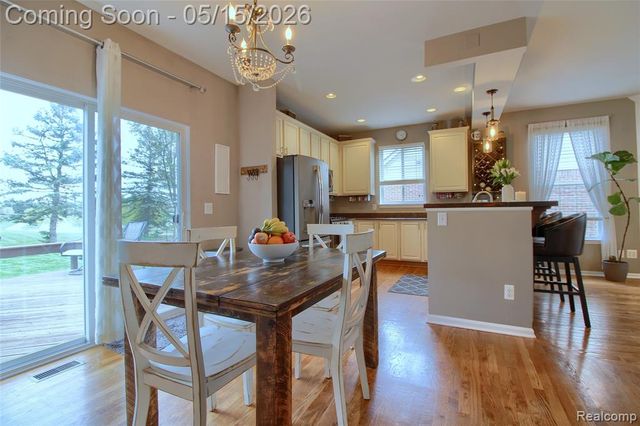 28260 Cottage Lane, New Hudson, MI 48165