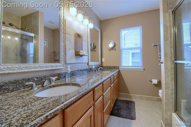 28260 Cottage Lane, New Hudson, MI 48165