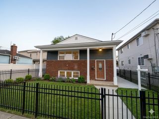 22536 111th Avenue, Queens Village, NY 11429