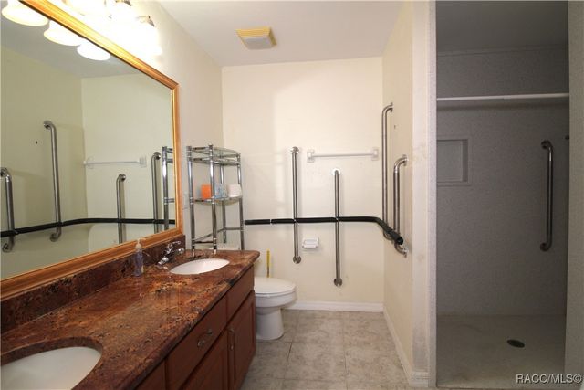 9021 SE 155th Place, Summerfield, FL 34491