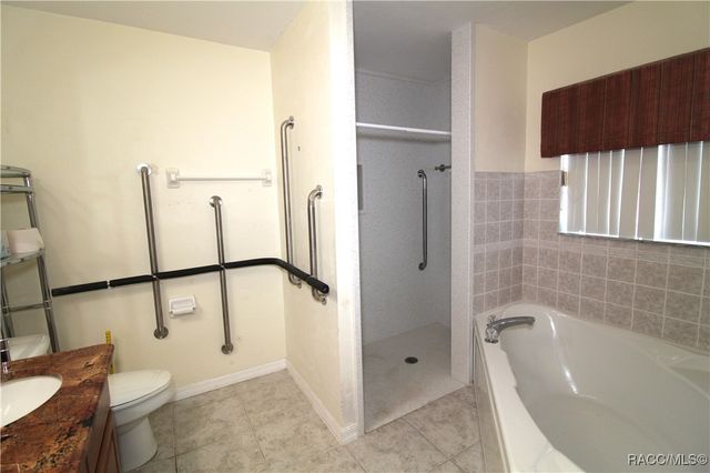 9021 SE 155th Place, Summerfield, FL 34491