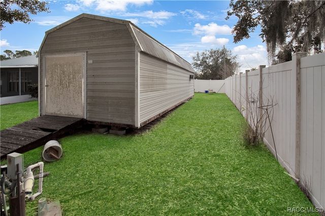 9021 SE 155th Place, Summerfield, FL 34491