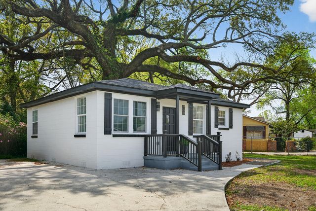 940 Sycamore Avenue, Charleston, SC 29407