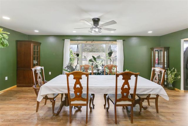 273 White Oak Drive, Lake Charles, LA 70611