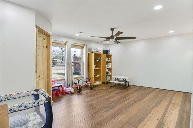 273 White Oak Drive, Lake Charles, LA 70611