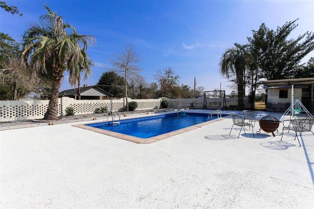 273 White Oak Drive, Lake Charles, LA 70611