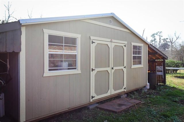 273 White Oak Drive, Lake Charles, LA 70611