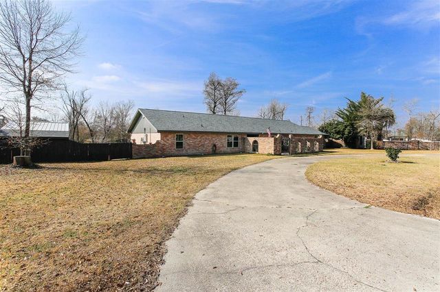 273 White Oak Drive, Lake Charles, LA 70611