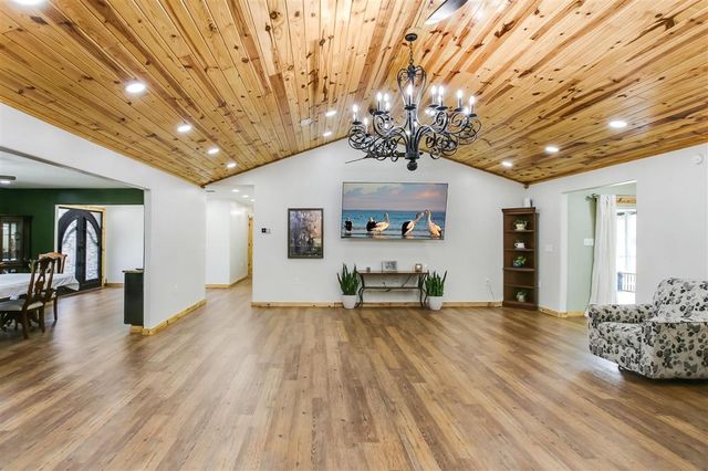 273 White Oak Drive, Lake Charles, LA 70611