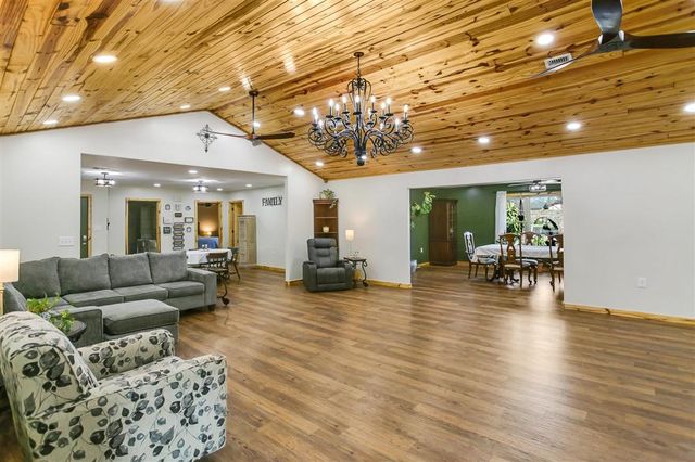 273 White Oak Drive, Lake Charles, LA 70611