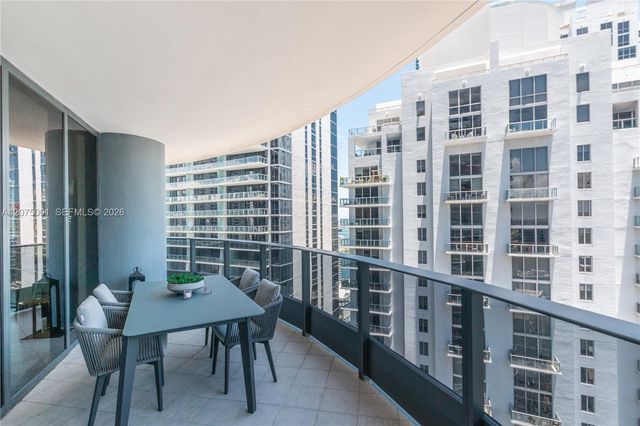 1000 Brickell Plaza 3201, Miami, FL 33131