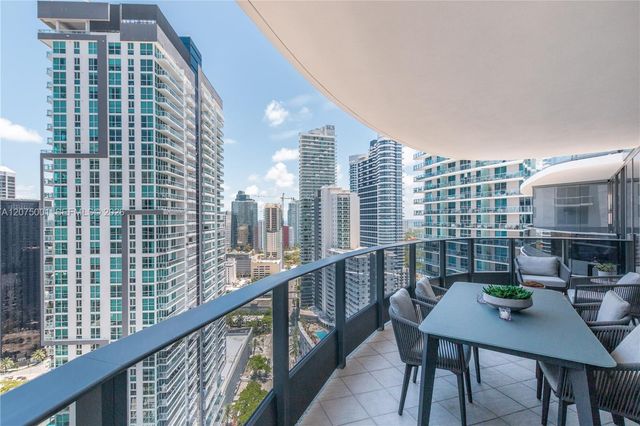 1000 Brickell Plaza 3201, Miami, FL 33131